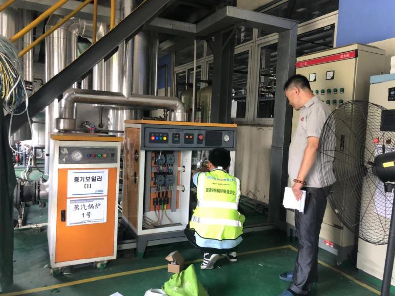 為什么電子廠需要廣東空間加濕蒸汽發(fā)生器？幫助遠離靜電危害